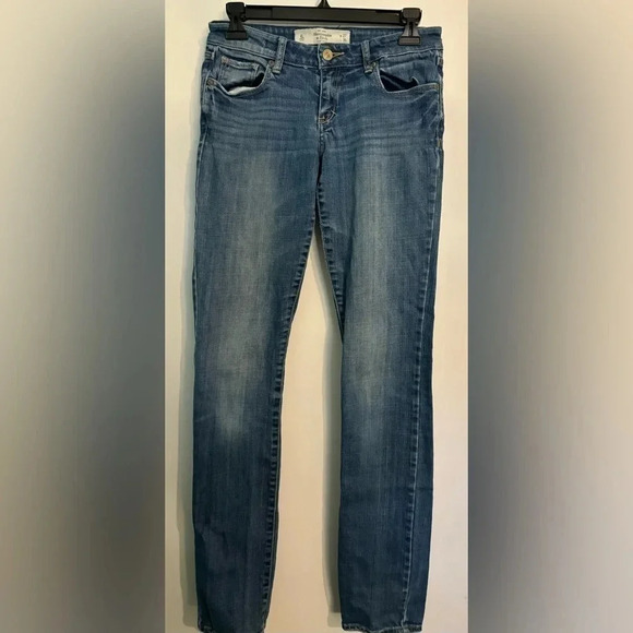 Abercrombie & Fitch Denim - Abercrombie & Fitch Womens  4 Long Skinny Jeans👖 waist 27 length 35